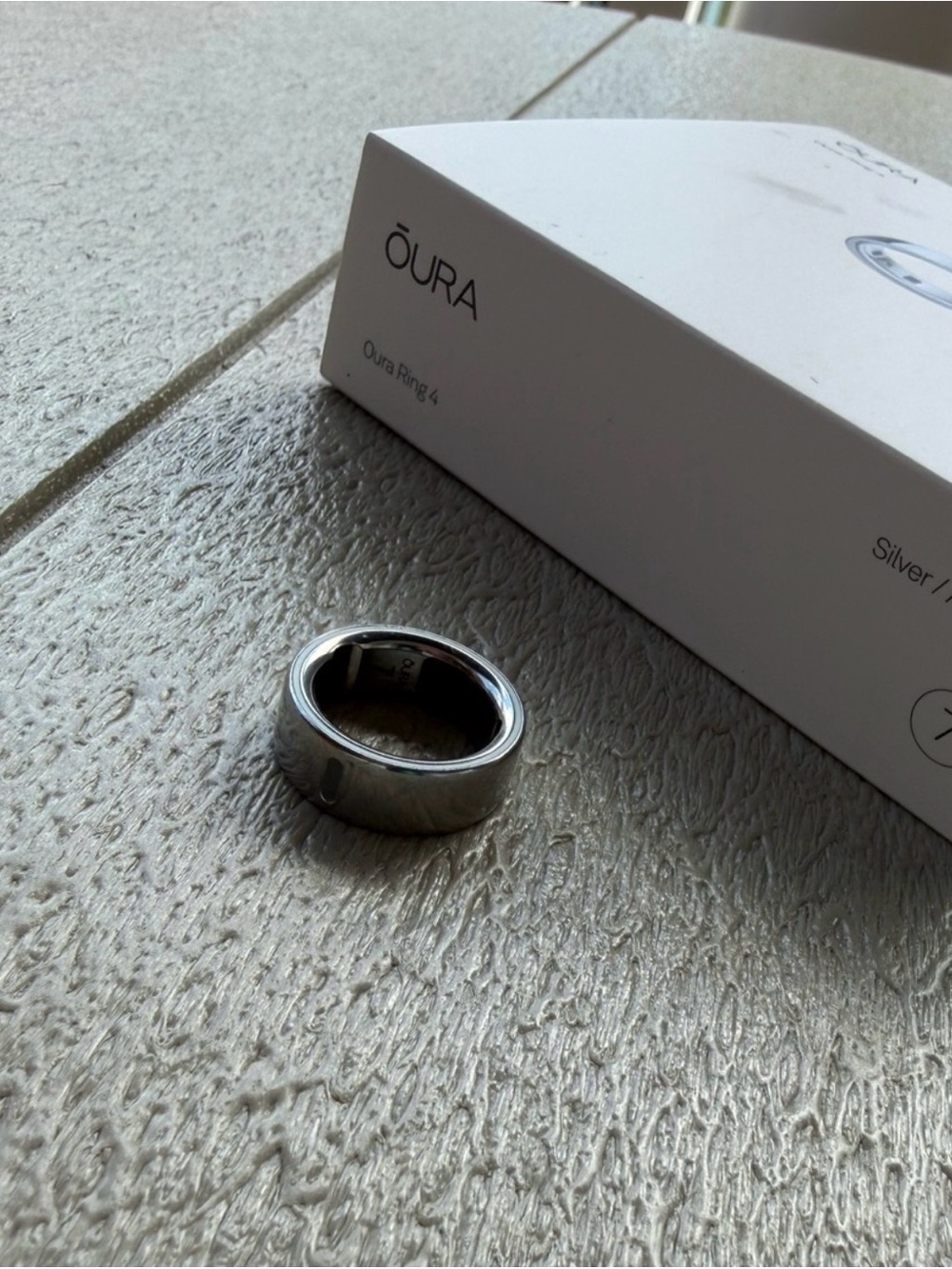 BUY NOW ♥️ Oura Ring 4 Size 7 - Polished Silver Finish